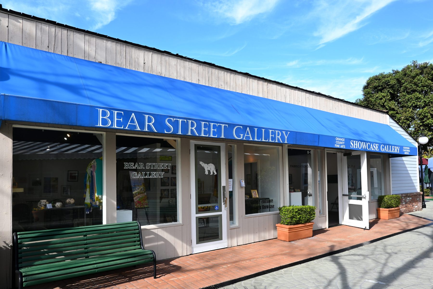 SANTA ANA, CALIFORNIA - 26 JAN 2022: Bear Street Gallery and Showcase Gallery, two locations for Members of Orange County Fine Arts to exhibit and sell their work.